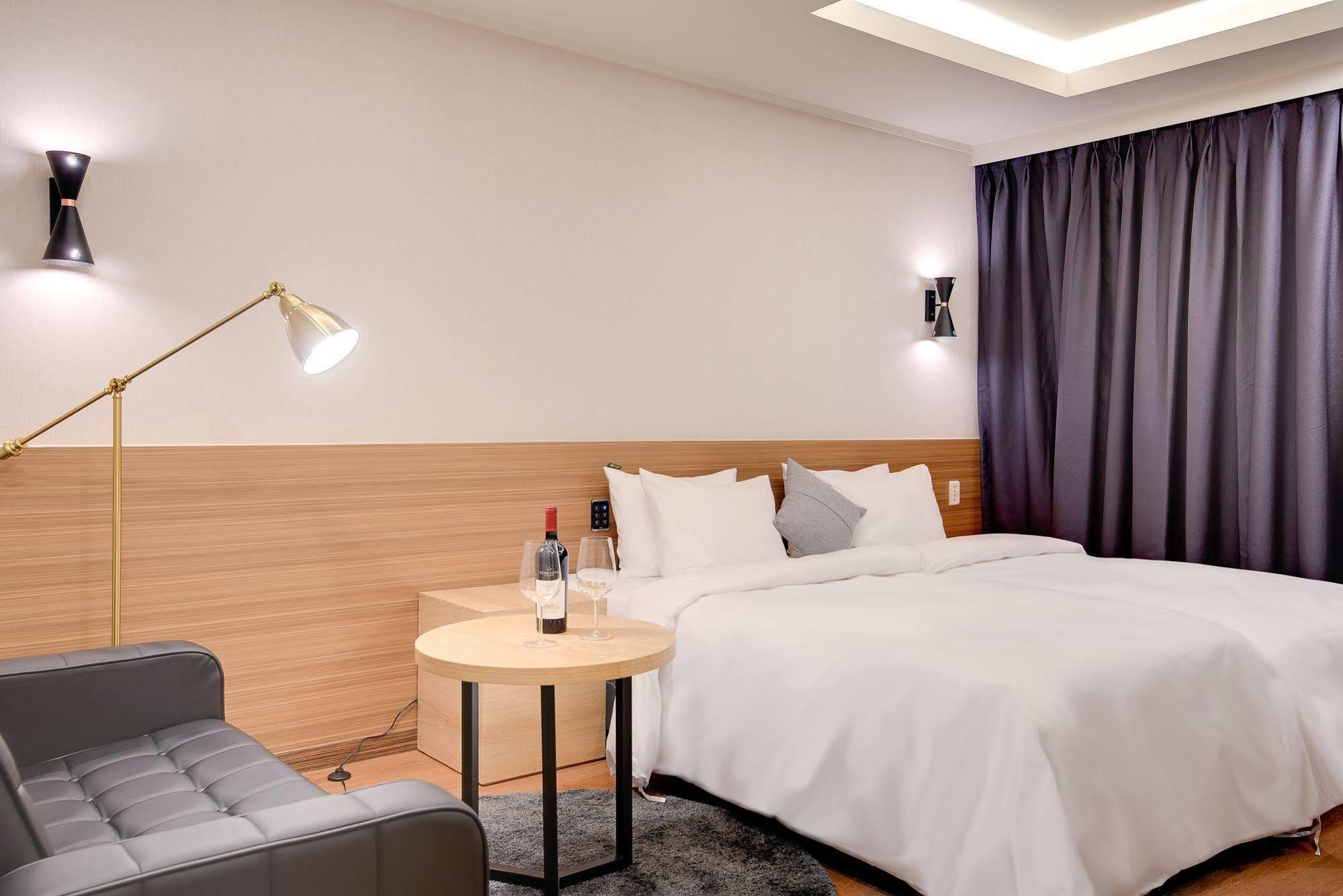 M Hotel Seul Exterior foto